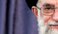 khameneiee-4