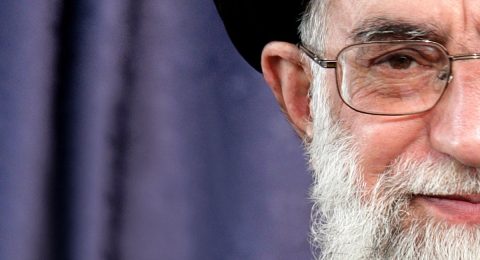 khameneiee-4